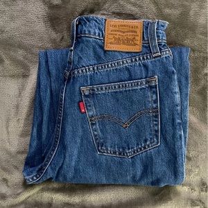 LEVIS BALLON LEG; HIGH WAIST DENIM